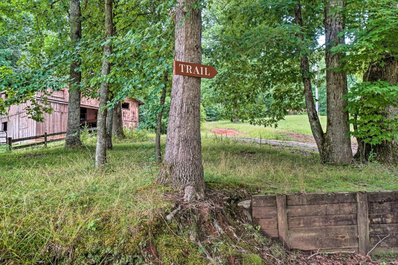 Trinity Oaks Escape With Hot Tub And Fire Pit Villa Clayton Eksteriør bilde